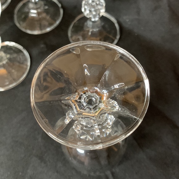 Set of 12 vintage embossed / etched glass cordial glasses - Picture 10 of 12